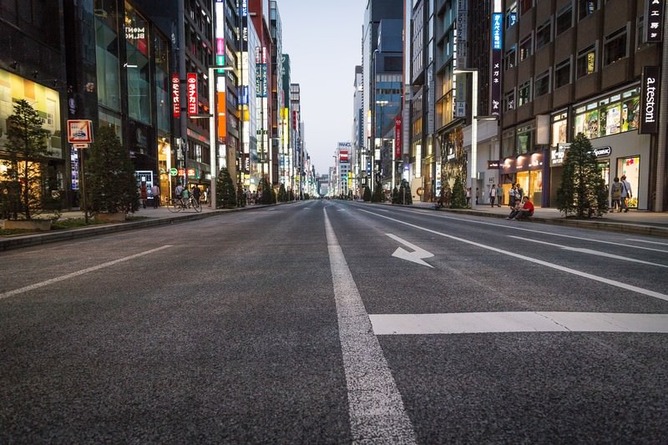 【画像】日本の道路、もうめちゃくちゃ…