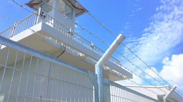 【悲報】刑務所さん、パンクして犯罪者1700人を放流へ