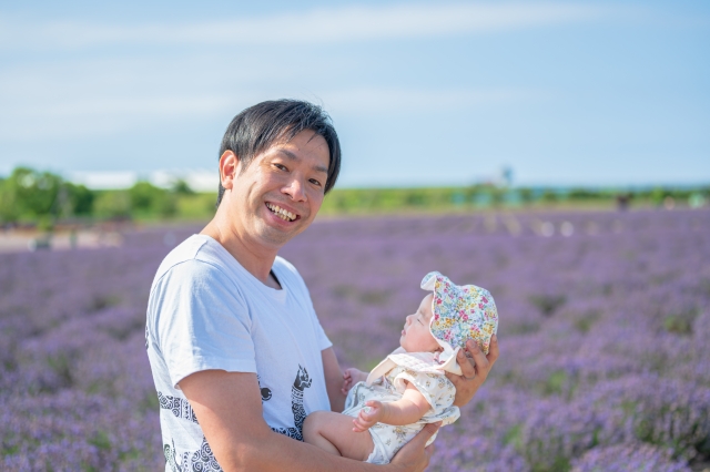 嫁が自殺した22歳シンパパ俺、1歳の息子にブチギレてしまう