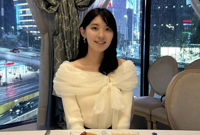 【朗報】檜山沙耶さんのオフ会、なんと食べ物のふるまいがあった！