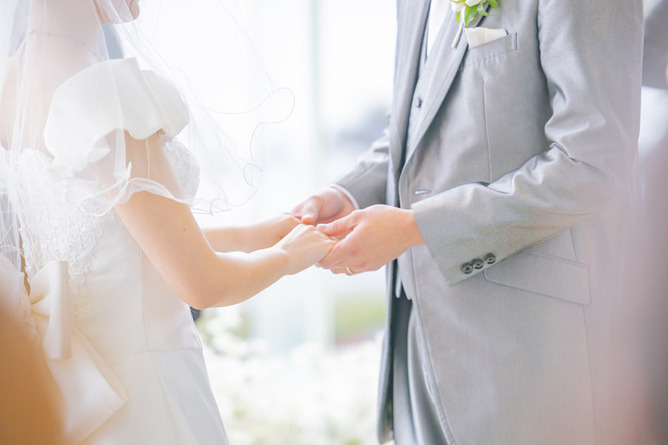 【悲報】在日韓国人と結婚して苗字が朴になってしまった女さん、咽び泣く