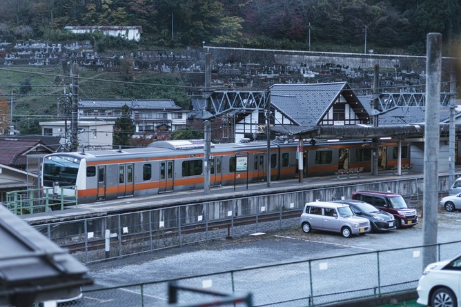 東京で雪降ってるうううううううううう