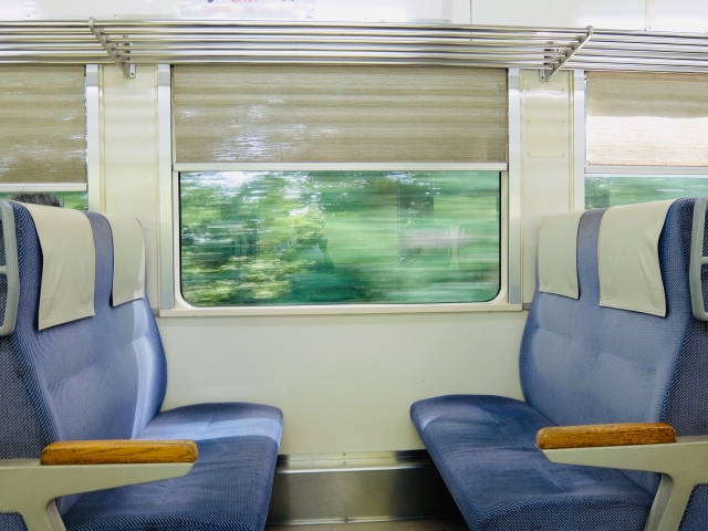 電車のマナー知らんのだけど、これ俺が悪いのか？