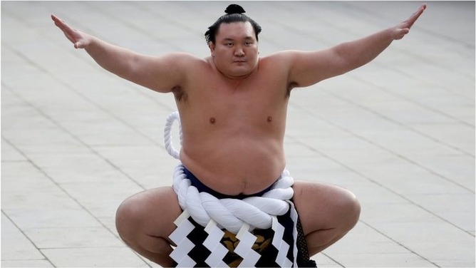 【速報】白鵬、退職届を提出