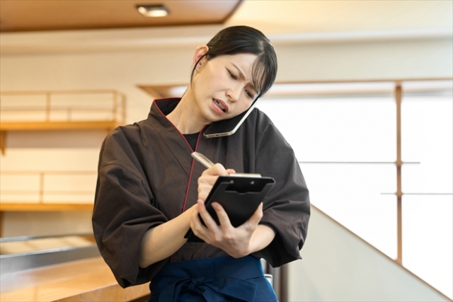 店員「は？そんな割引された商品でクレーム？あんた頭おかしいんじゃないの？ｗｗ」ぼく「…」