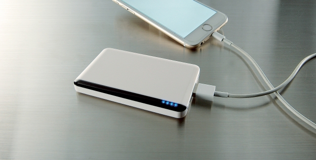 中華スマホの急速充電、ガチでヤバ過ぎるｗｗｗｗｗｗｗ