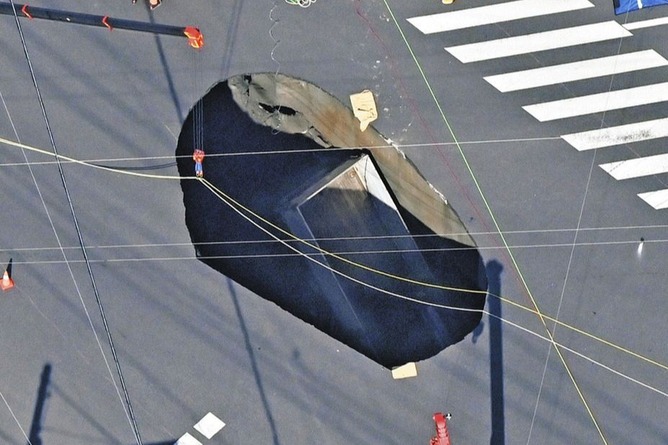 【画像】八潮の道路陥没現場、新たなステージに突入
