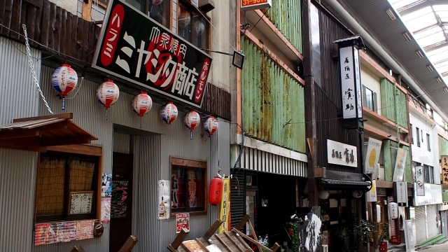 【画像】15年前の飲食店チェーン、神すぎる