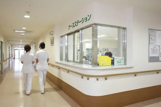 看護師だけど裏話とか不思議体験を淡々と話す