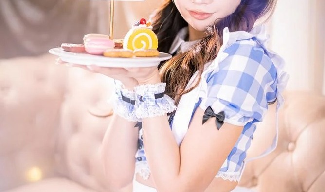 職場のバイト女子大生「カフェもやってるんですけどめっちゃ忙しくてー」俺「そうなんだ」