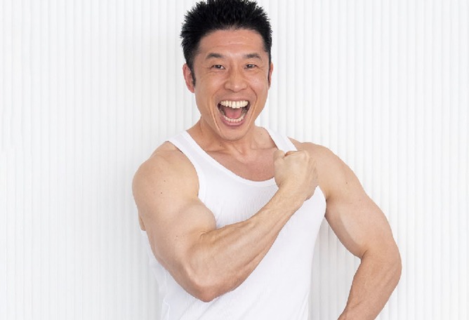 10年前きんにくん「ヤーーーーー！」世間「何がおもろいねんコイツ…」