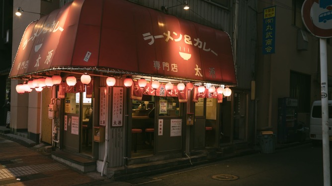 【画像】これってさすがにラーメン屋の店員が悪いよな