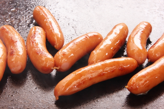 【画像】料理初心者俺がソーセージ焼いた結果ｗｗｗｗｗｗｗｗｗｗｗｗｗｗｗ