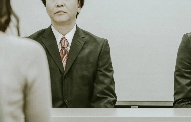 【画像】謝罪会見時の政治家の態度ｗｗｗｗｗｗｗｗｗｗｗ
