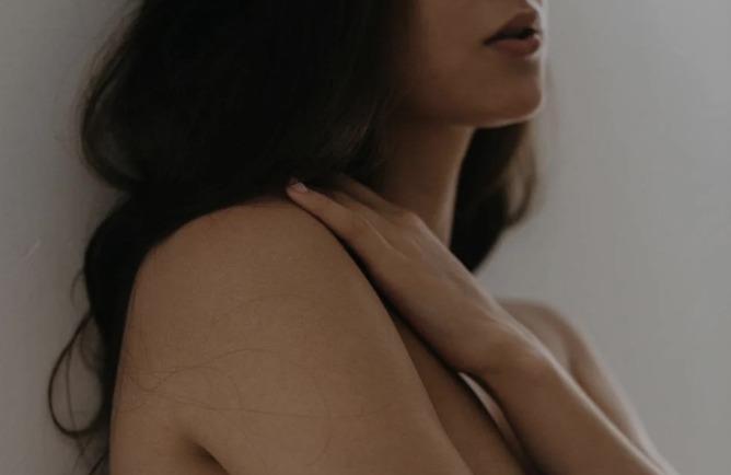 【画像】女と一緒にエレベーター乗った時にこれ持たれてるやつｗｗｗｗｗｗｗｗｗｗｗ