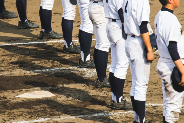 １０年前野球部からいじめられてた俺が、少女に出会って人生368度変わった話