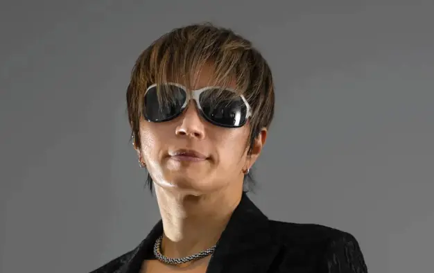 【画像】GACKTさんのバッティングフォームｗｗｗｗｗｗ