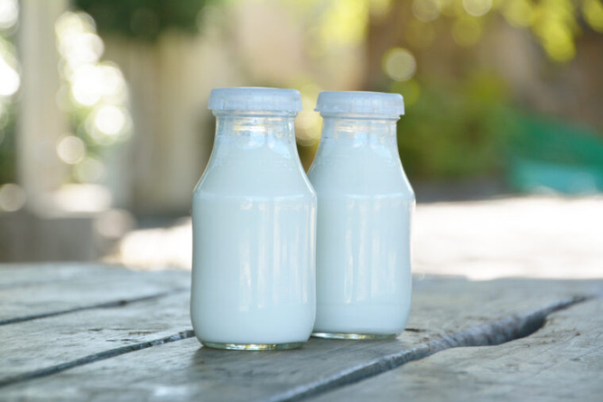 スーパーで売ってる安い牛乳と高い牛乳の違いｗｗｗｗｗｗｗｗｗ