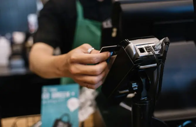 【画像】お前らが恋に落ちる瞬間、描かれるｗｗｗｗｗｗ