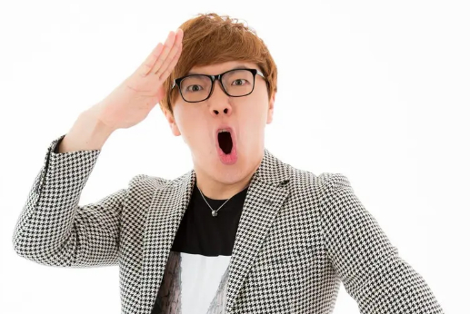 ワイ「ヒカキン10億円の豪邸か……儲け過ぎな気するけど見えない努力があるんだろうな🥺」