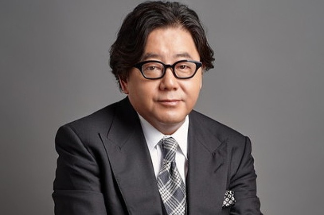 秋元康さん（67）、変わり果てた姿で発見される