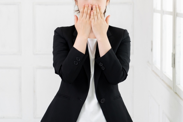 【悲報】保険のお姉さん、非常にしつこい