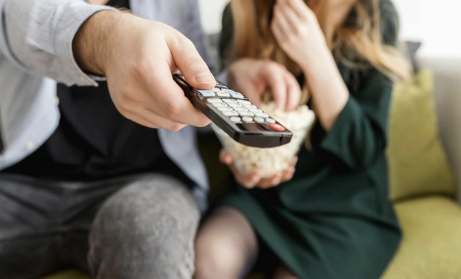 【画像】テレビ番組の放送内容、ついに終わる・・・