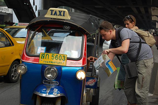 【画像】お前ら待望のトゥクトゥクがついに発売へ