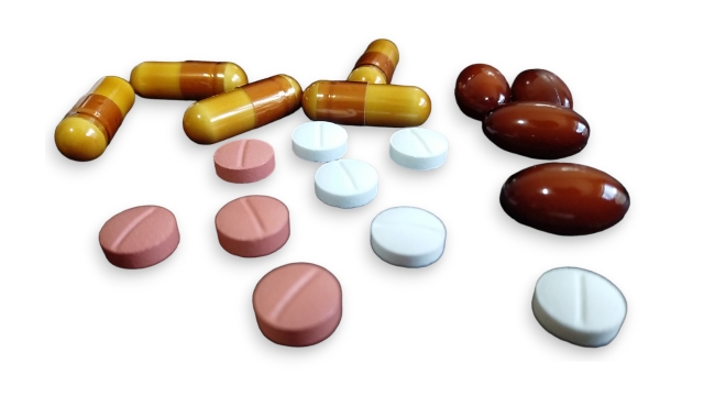 マルチビタミンのサプリ飲んでる奴ちょっと来い