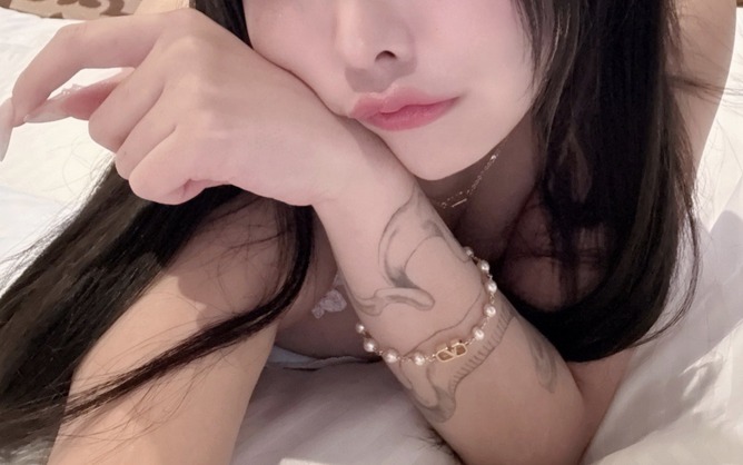 【悲報】女さん、二郎をポストするも「それは二郎じゃねえ‼😡」と詰められる