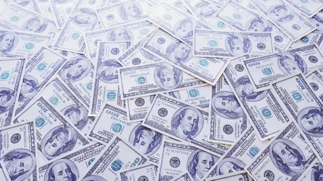 【動画】イスラム爺さん、札束でロリ少女と結婚してしまうｗｗｗｗｗｗｗｗ