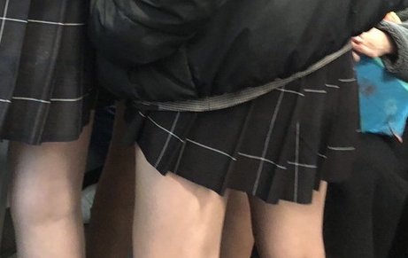 【画像】バッバ、JKに詰められる