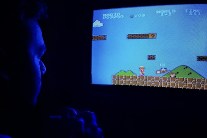 【画像】レトロゲームブーム、過熱しすぎてお前らが普通に持ってそうなソフトすらこんな価格で売れる