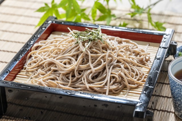 【画像】昔の蕎麦屋の出前がヤバいｗｗｗｗｗｗｗ