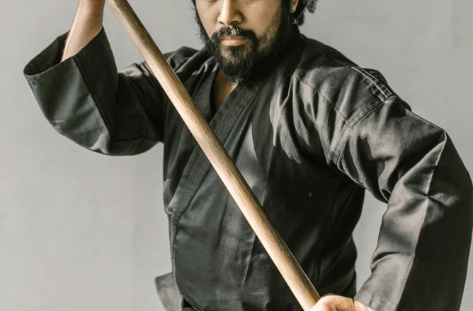 【画像】漫画家さん、マジで意味わからない武器を登場させるｗｗｗｗｗｗｗ