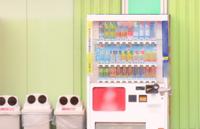 我が社「社内に自販機設置するぞ！」ワイ「（コカ・コーラかダイドーで頼む…）」→結果