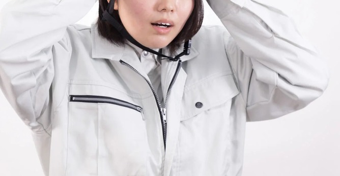 タイミー「時給は1060円です、20分前集合です、ｶｯﾀｰﾏｼﾞｯｸﾎﾞｰﾙﾍﾟﾝを持参してください、早上がりになるかもしれませんが給与は実働分です」