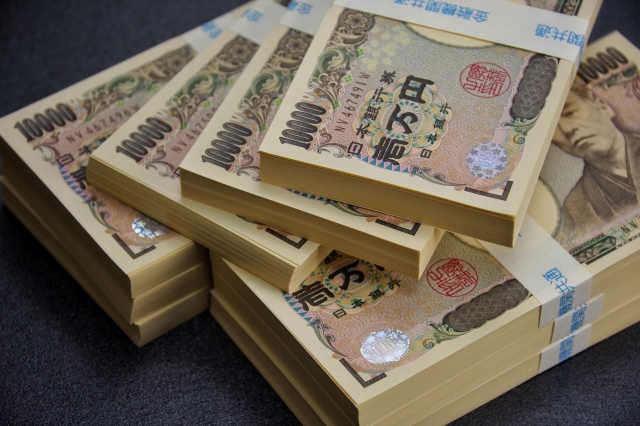 俺氏、嫁が実家から生前贈与2000万貰ってビビり散らかす