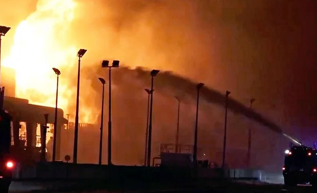 無知な俺に教えてくれ。何でイラン攻撃されてるの？