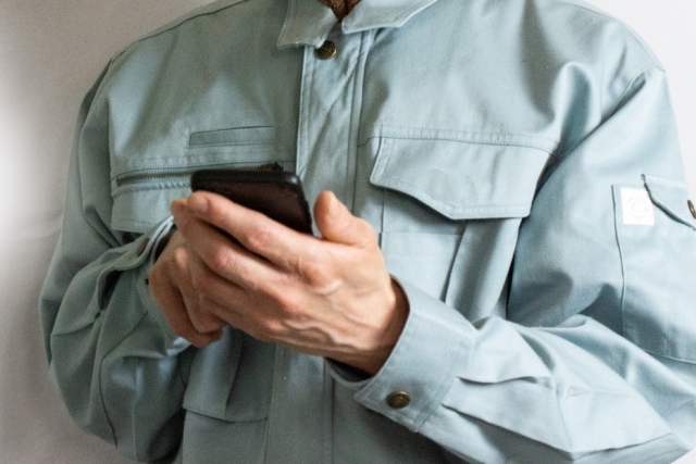 単発バイト行ったら4050超えのいい年したおっさんが平然と働いててワロタｗｗｗｗｗｗｗ