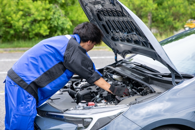 【悲報】自動車整備士、想像以上に闇が深い職業だった