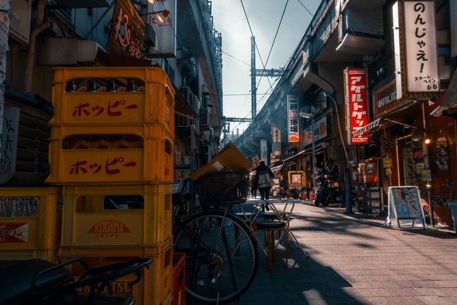 【画像】30年前新車で220万円だった車がこちらｗｗｗｗｗｗｗｗ