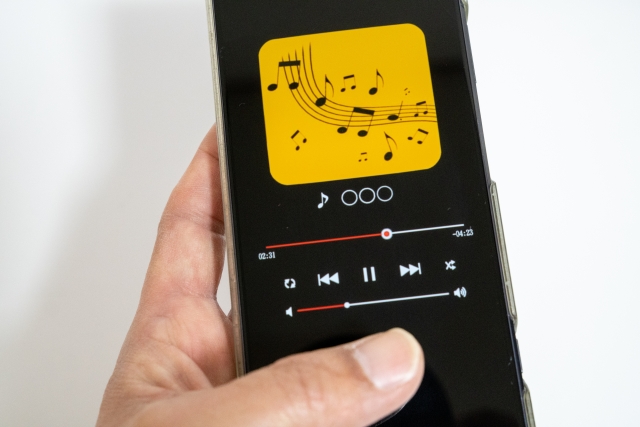 こういうアメリカの80年代のビデオのBGMが好きなんだけど分かる奴いる？