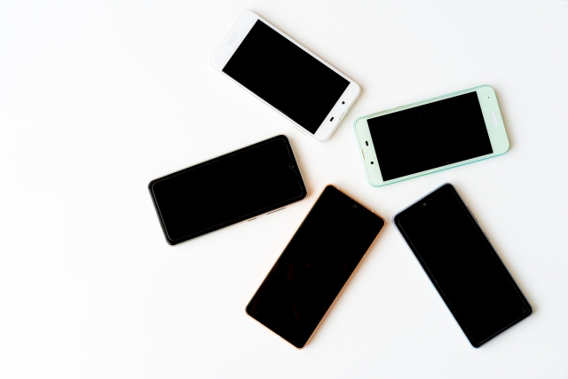 【画像】携帯安く買えるんだがどれがいい？