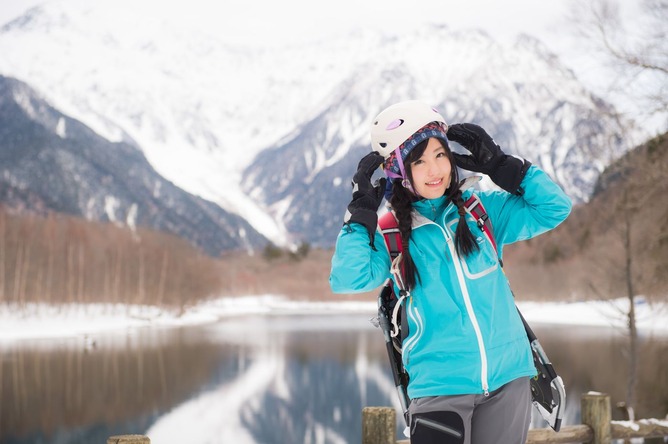 ハイキング中に美女の野グソを目撃してしまった
