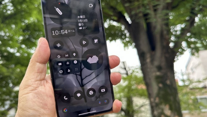 【画像】「光るスマホ」Nothingが日本上陸ｗｗｗｗｗｗｗｗ